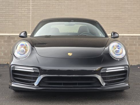 Used 2017 Porsche 911 Turbo image 10
