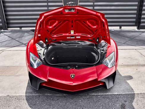 Used 2016 Lamborghini Aventador LP 750-4 Superveloce AWD/4WD image 22