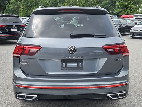 Certified 2024 Volkswagen Tiguan SEL R-Line AWD/4WD image 32