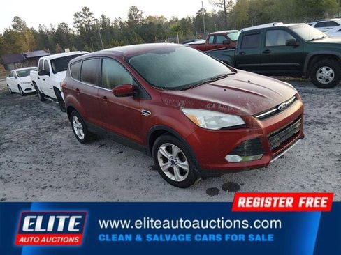 Used 2014 Ford Escape SE image 1