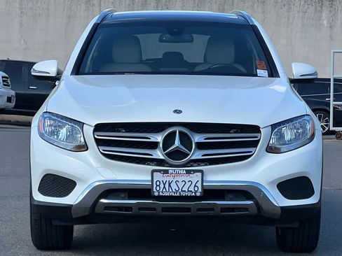 Used 2018 Mercedes-Benz GLC 300 4MATIC image 10