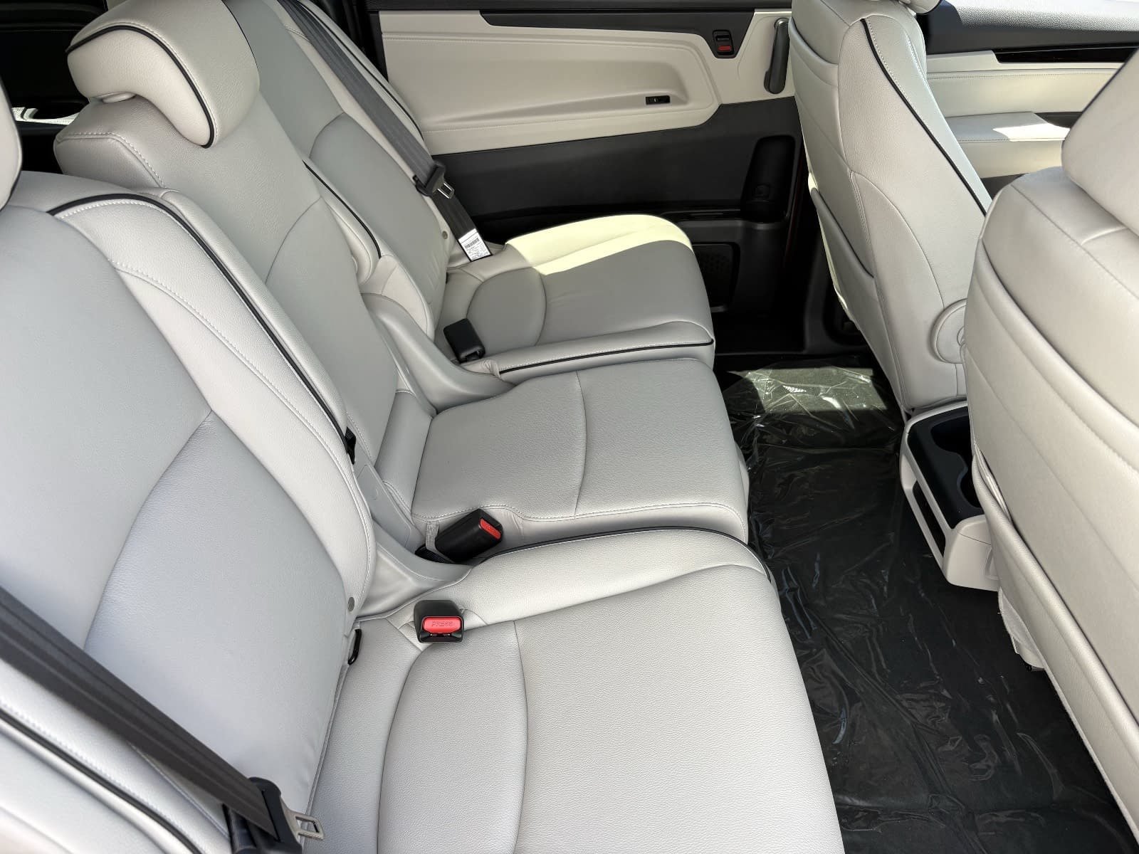 New 2026 Honda Odyssey Touring image 15