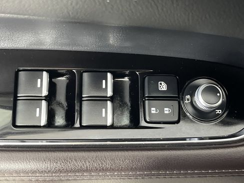 Used 2023 MAZDA CX-5 Signature image 25