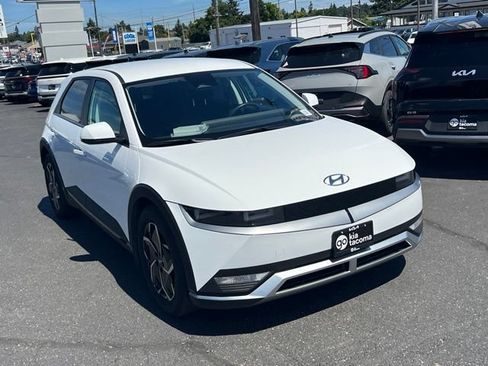 Used 2023 Hyundai Ioniq 5 SE RWD image 5
