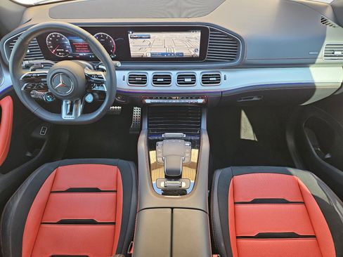 Certified 2025 Mercedes-Benz GLE 53 AMG 4MATIC image 25