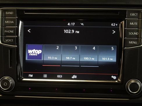 Used 2017 Volkswagen Jetta SE FWD image 20