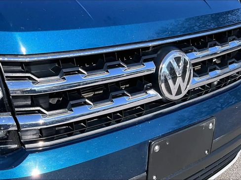 Used 2020 Volkswagen Atlas SE w/ Panoramic Sunroof Package image 32