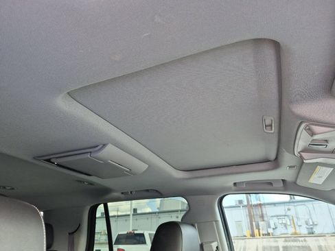 Used 2016 Chevrolet Tahoe LT RWD image 17