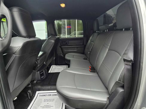 Used 2022 RAM 3500 Tradesman w/ Chrome Appearance Group AWD/4WD image 13