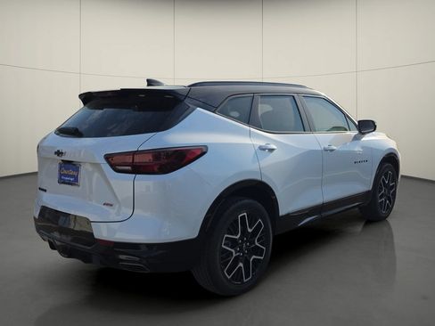 Used 2023 Chevrolet Blazer RS w/ Driver Confidence II Package FWD image 8