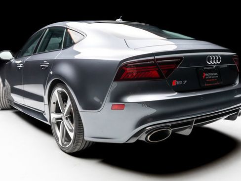 Used 2016 Audi RS 7 Prestige w/ Carbon-Optic Package image 24
