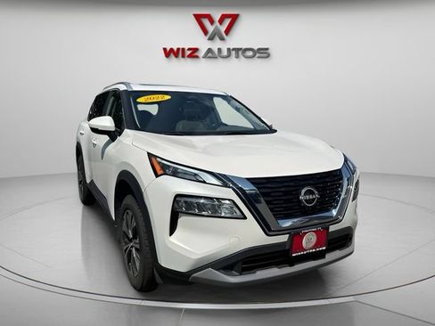 Used 2022 Nissan Rogue SV w/ SV Premium Package AWD/4WD image 7