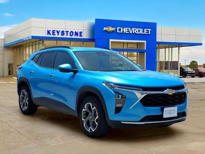 Used 2025 Chevrolet Trax LT