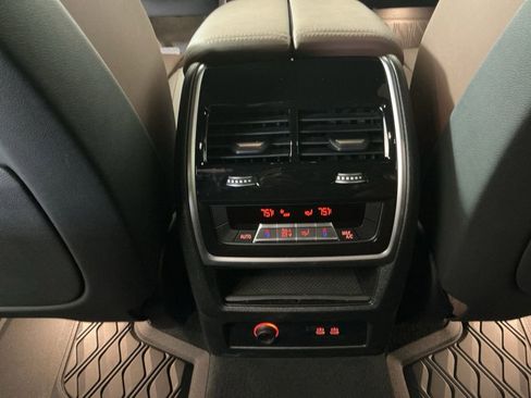 Certified 2025 BMW X5 sDrive40i w/ Premium Package image 28