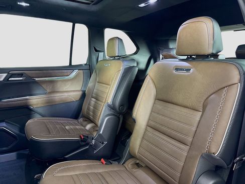 New 2026 GMC Acadia Denali Ultimate AWD/4WD image 25