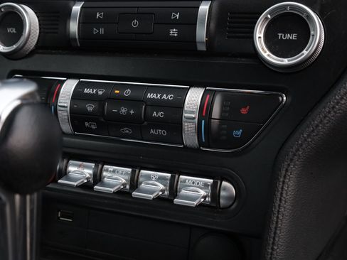 Used 2020 Ford Mustang Premium RWD image 16