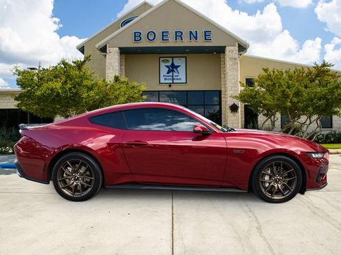 Used 2024 Ford Mustang GT Premium RWD image 6