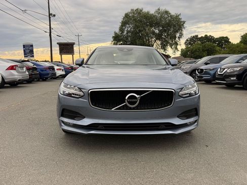 Used 2017 Volvo S90 T5 Momentum w/ Convenience Package FWD image 2