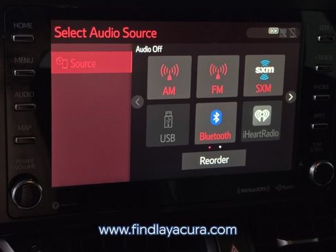 Used 2019 Toyota C-HR Limited FWD image 21