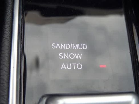 Used 2025 Jeep Compass Limited AWD/4WD image 33