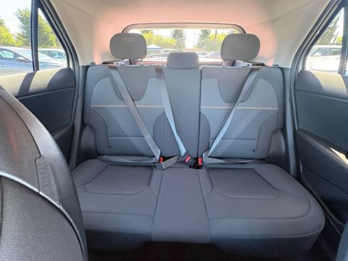 Used 2026 Kia Niro LX FWD image 36