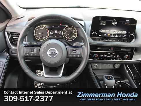 Used 2021 Nissan Rogue SL w/ Premium Package image 12