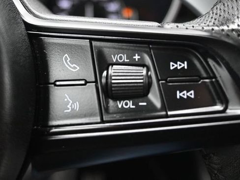 Used 2023 Alfa Romeo Stelvio Veloce AWD/4WD image 19