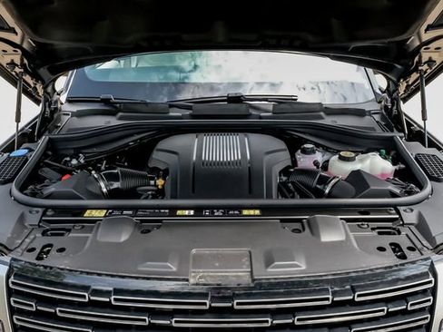 New 2026 Land Rover Range Rover Long Wheelbase Autobiography AWD/4WD image 60
