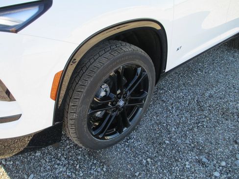 New 2026 Buick Enclave Sport Touring w/ Power Package image 11