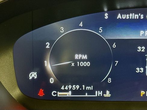 Used 2019 Lincoln Nautilus Reserve image 12