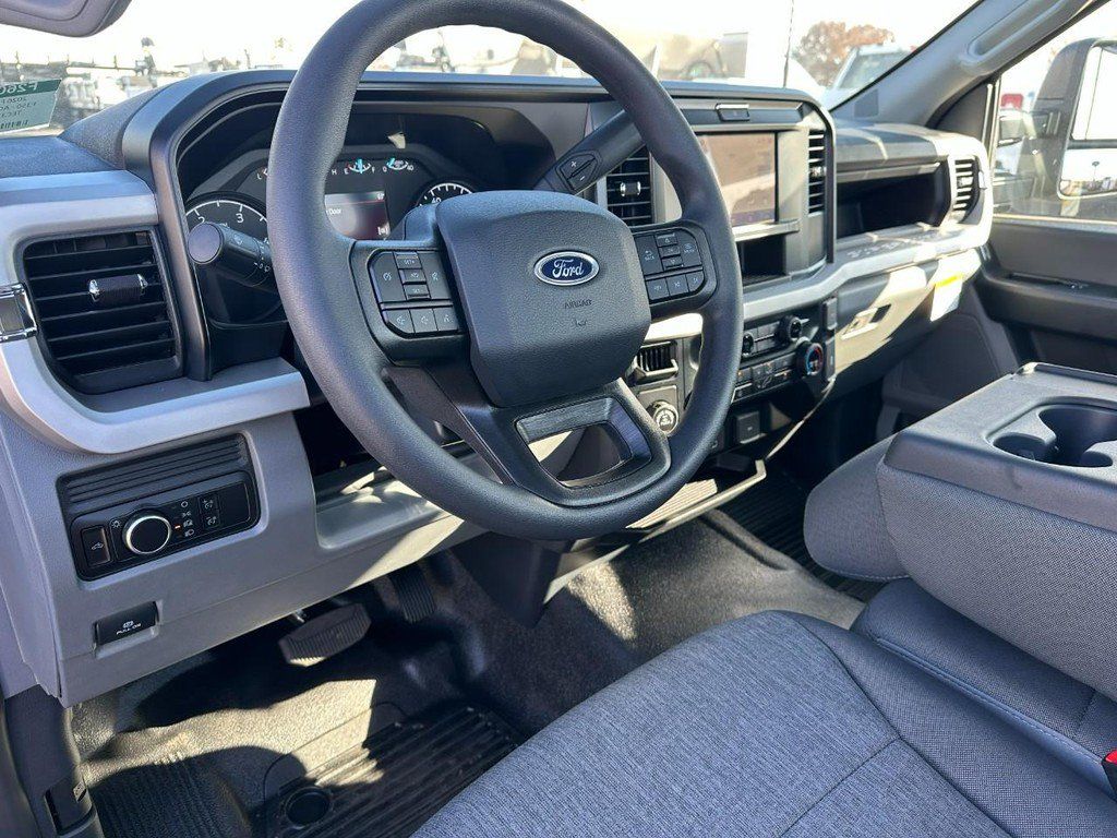 New 2026 Ford F350 XL RWD image 7