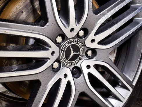 Certified 2025 Mercedes-Benz GLS 450 4MATIC image 19