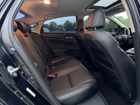 Used 2019 Honda Insight Touring image 21