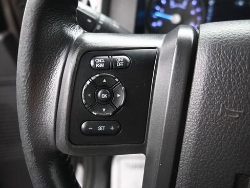 Used 2015 Ford F250 Lariat w/ Lariat Interior Package AWD/4WD image 22