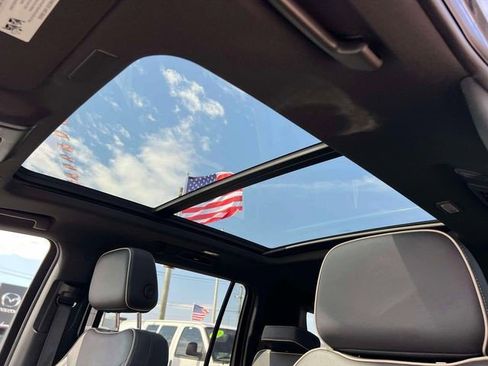 Certified 2025 Chevrolet Suburban Premier w/ Sun And Tow Package image 28