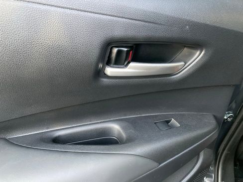 Certified 2025 Toyota Corolla SE image 12