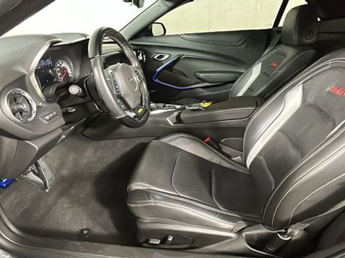 Used 2021 Chevrolet Camaro SS RWD image 17