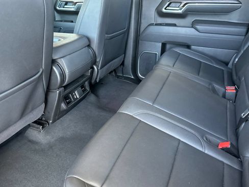 Certified 2025 GMC Sierra 1500 SLT RWD image 13