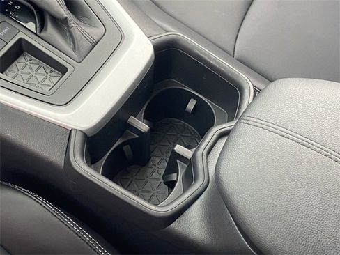 Used 2024 Toyota RAV4 XLE Premium image 18