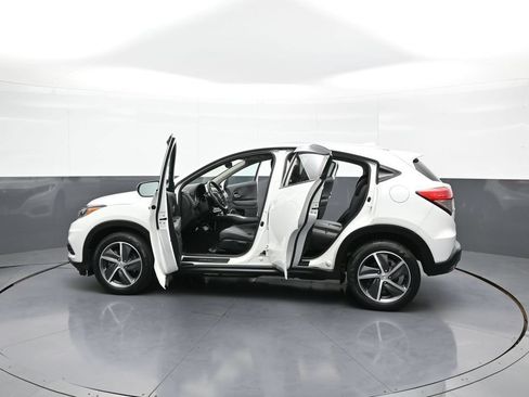 Used 2021 Honda HR-V EX-L image 46