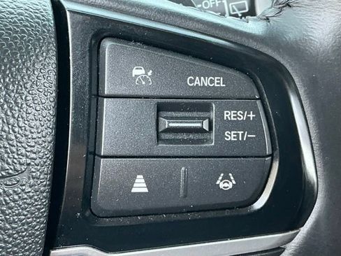 Used 2025 Honda Odyssey Touring image 32