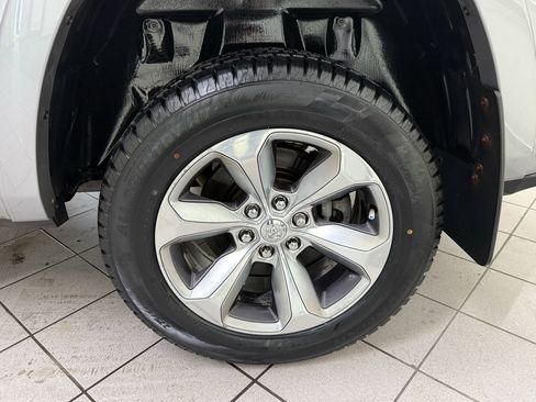 Used 2021 RAM 1500 Limited AWD/4WD image 14