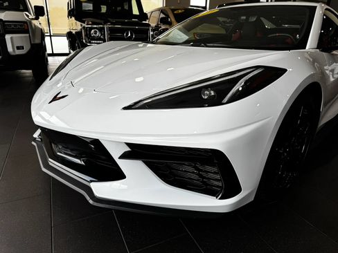 Used 2023 Chevrolet Corvette Stingray Premium Conv w/ Z51 Performance Package RWD image 48