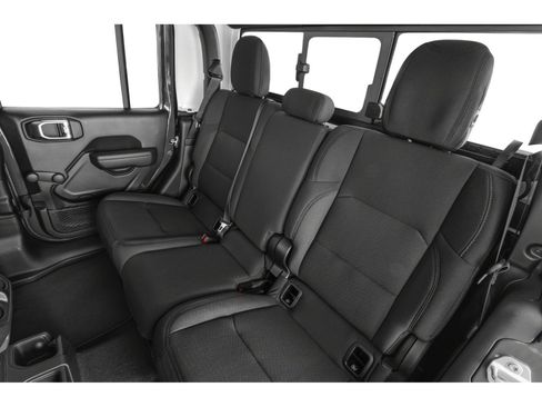 Used 2023 Jeep Gladiator Sport AWD/4WD image 8
