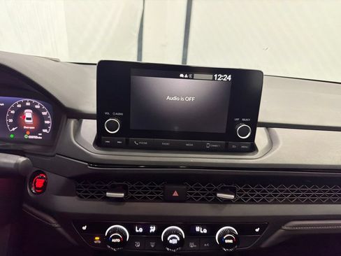 Used 2024 Honda Accord EX image 27