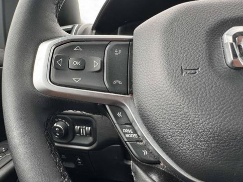Used 2025 RAM 1500 Big Horn AWD/4WD image 13