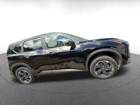 Used 2025 Nissan Rogue SV image 8