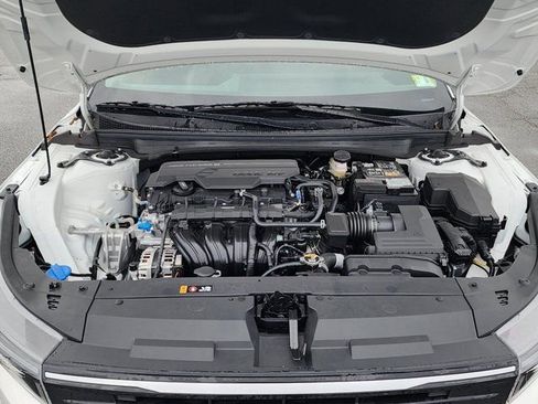 New 2025 Kia K4 FWD image 12