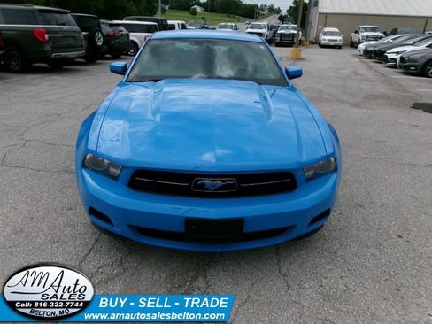 Used 2010 Ford Mustang Coupe RWD image 8