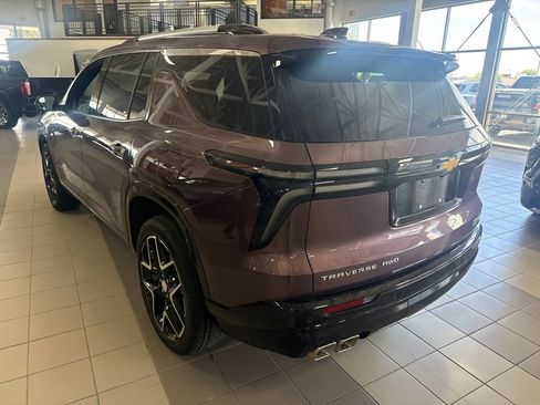 Used 2026 Chevrolet Traverse High Country AWD/4WD image 3